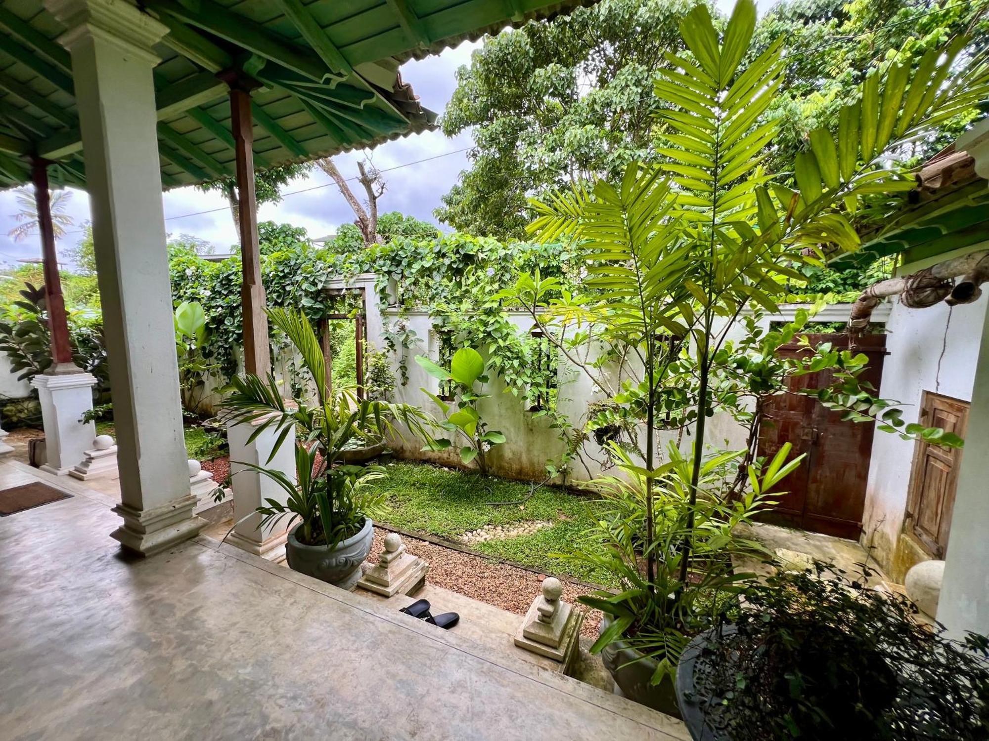 Villa Seven Faces-Luxury Escape,Stunning Views With Private Pool For A Couple Or Family! 갈레 외부 사진